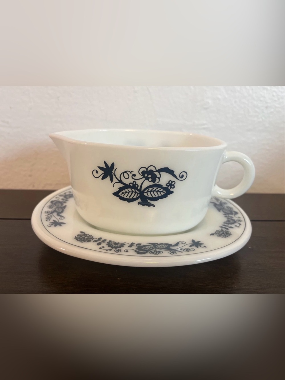PYREX Gravy Boat with Underplate Old Town Blue Vintage